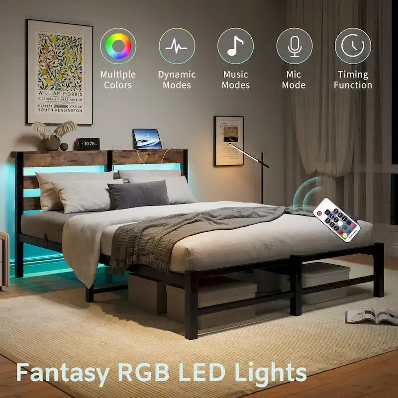 Letto matrimoniale moderno in metallo beige e marrone con testiera in legno, luci RGB e ripiano portaoggetti per camera da letto