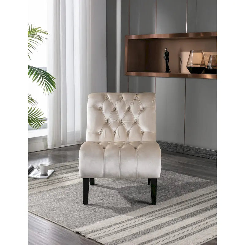 Poltrona accent tufted con bottoni color beige 22.83 e gambe in legno