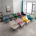 Poltrona accent tufted con bottoni color beige 22.83 e gambe in legno