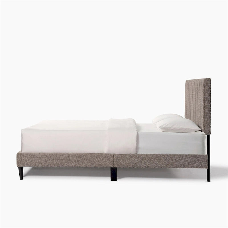 Letto a piattaforma imbottito trapuntato Queen Size