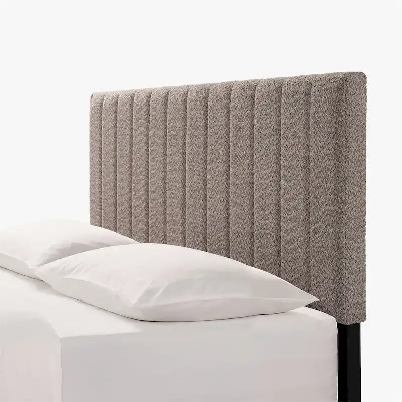 Letto a piattaforma imbottito trapuntato Queen Size